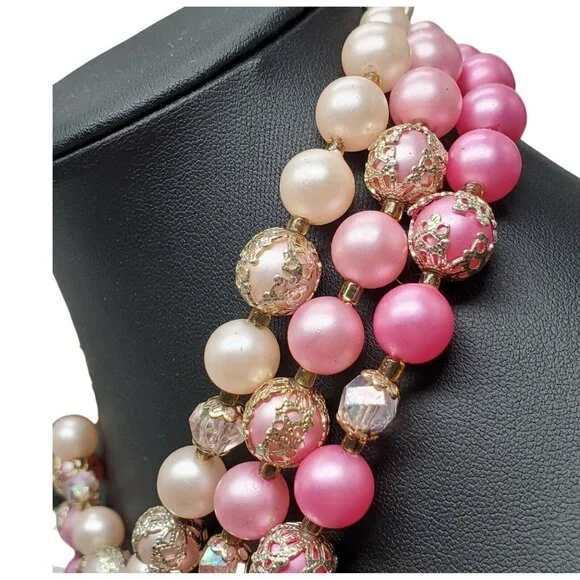 Vtg 3-Strand Faux Pearl Bead Necklace Gold Tone Filigree Pink Adjustable 14"+2.5 - Picture 5 of 11